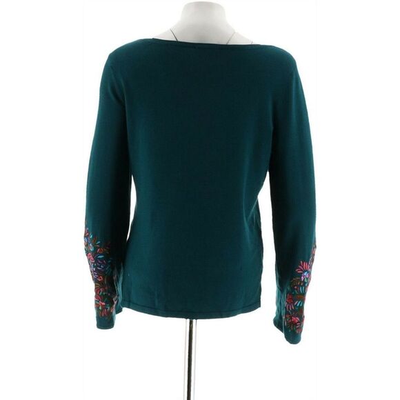 Linea Louis by Dell'Olio Embroidery Knit Sweater - Picture 4 of 5